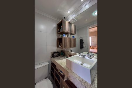 Apartamento à venda com 74m², 3 quartos e 2 vagasBanheiro da Suíte