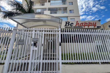 Apartamento à venda com 74m², 3 quartos e 2 vagasFachada