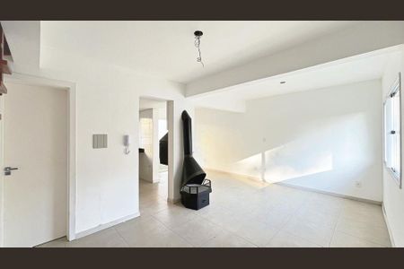 Casa de condomínio para alugar com 135m², 3 quartos e 2 vagas Casa de condomínio para alugar com 135m², 3 quartos e 2 vagasSala