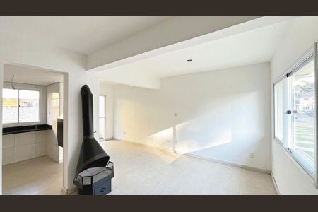 Casa de condomínio para alugar com 135m², 3 quartos e 2 vagas Casa de condomínio para alugar com 135m², 3 quartos e 2 vagasSala