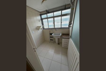 Área de serviço de apartamento para alugar com 2 quartos, 75m² em Teresópolis, Porto Alegre