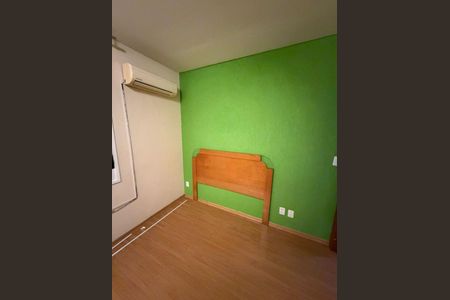 Quarto 1 de apartamento para alugar com 2 quartos, 75m² em Teresópolis, Porto Alegre