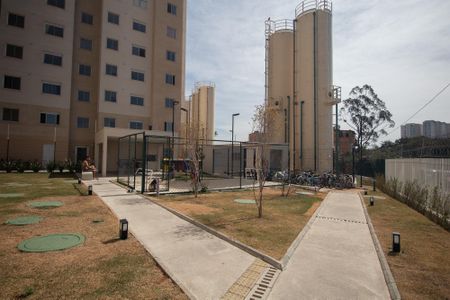 Apartamento para alugar com 32m², 2 quartos e sem vaga Apartamento para alugar com 32m², 2 quartos e sem vagaQuadra Esportiva