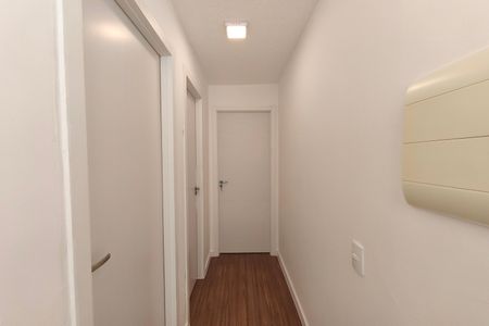 Apartamento à venda com 47m², 2 quartos e 1 vaga Apartamento à venda com 47m², 2 quartos e 1 vagaCorredor - Quartos