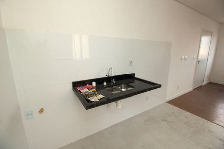 Apartamento à venda com 41m², 2 quartos e 1 vaga Apartamento à venda com 41m², 2 quartos e 1 vagaCozinha e Área de Serviço