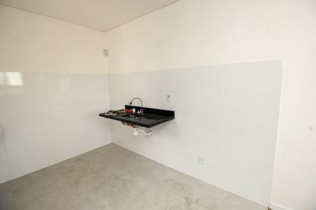 Apartamento à venda com 41m², 2 quartos e 1 vaga Apartamento à venda com 41m², 2 quartos e 1 vagaCozinha e Área de Serviço