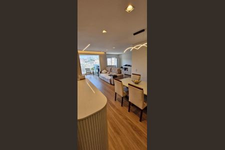 Apartamento à venda com 81m², 3 quartos e 2 vagasSala