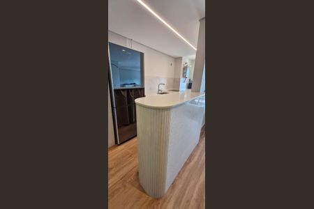 Apartamento à venda com 81m², 3 quartos e 2 vagasBanheiro