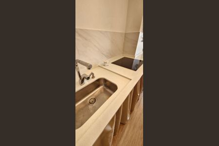 Apartamento à venda com 81m², 3 quartos e 2 vagasCozinha