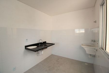 Apartamento à venda com 41m², 2 quartos e sem vaga Apartamento à venda com 41m², 2 quartos e sem vagaCozinha e Área de Serviço