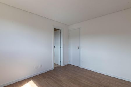 Apartamento à venda com 352m², 4 quartos e 4 vagas Apartamento à venda com 352m², 4 quartos e 4 vagasSuíte 2