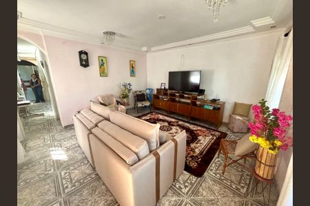 Sala de casa para alugar com 2 quartos, 130m² em Vila Buenos Aires, São Paulo