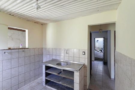 Casa para alugar com 80m², 2 quartos e 2 vagas Casa para alugar com 80m², 2 quartos e 2 vagasCozinha