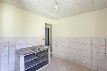 Casa para alugar com 80m², 2 quartos e 2 vagas Casa para alugar com 80m², 2 quartos e 2 vagasCozinha