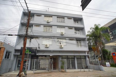 Apartamento à venda com 75m², 2 quartos e sem vagaFachada 