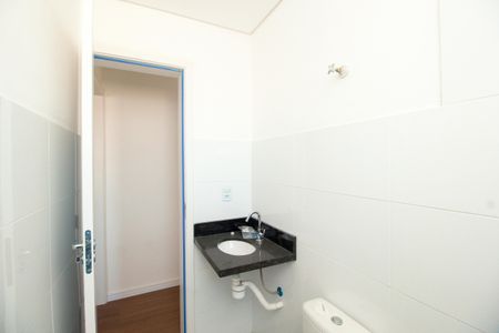 Apartamento à venda com 41m², 2 quartos e 1 vaga Apartamento à venda com 41m², 2 quartos e 1 vagaBanheiro