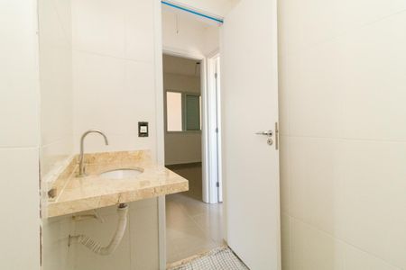 Apartamento à venda com 39m², 2 quartos e sem vaga Apartamento à venda com 39m², 2 quartos e sem vagaBanheiro