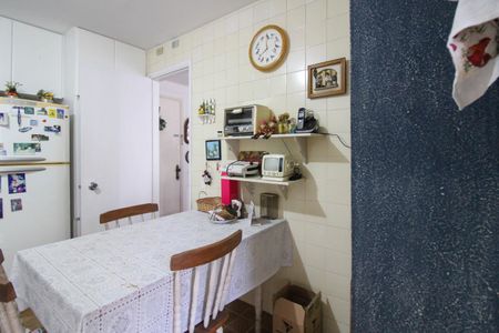 Apartamento à venda com 105m², 3 quartos e 3 vagasCozinha 