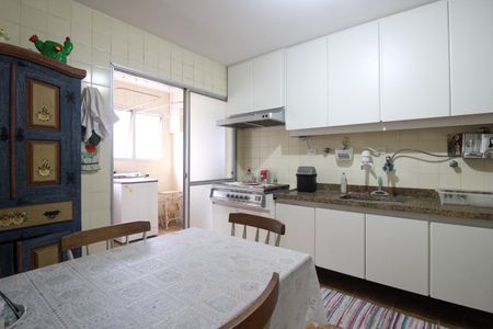 Apartamento à venda com 105m², 3 quartos e 3 vagasCozinha 