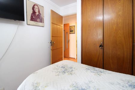 Apartamento à venda com 105m², 3 quartos e 3 vagasQuarto 2