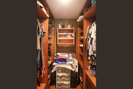 Apartamento à venda com 105m², 3 quartos e 3 vagasCloset Suíte 