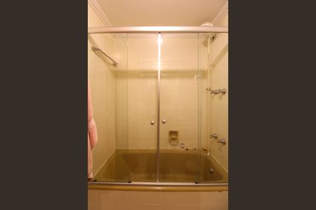 Apartamento à venda com 105m², 3 quartos e 3 vagasBanheiro