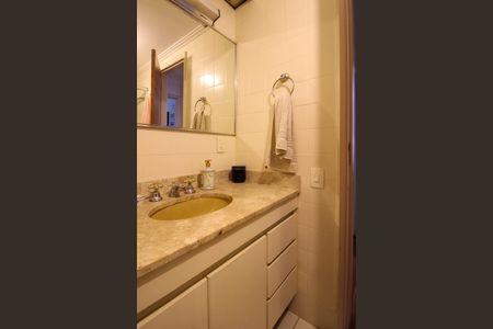 Apartamento à venda com 105m², 3 quartos e 3 vagasBanheiro