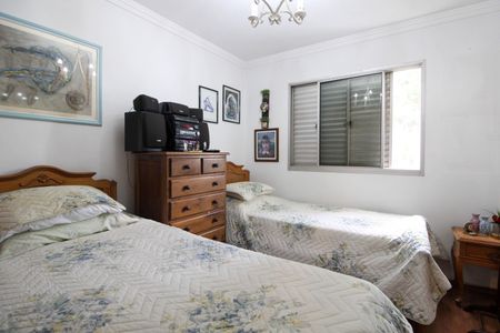 Apartamento à venda com 105m², 3 quartos e 3 vagasQuarto 2