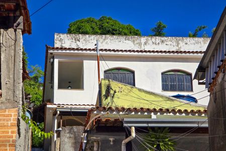 Casa para alugar com 80m², 2 quartos e sem vaga Casa para alugar com 80m², 2 quartos e sem vagaFachada