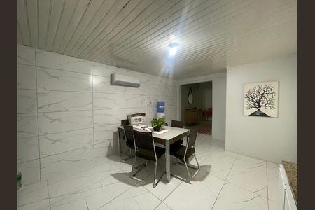 Casa à venda com 120m², 3 quartos e 2 vagas