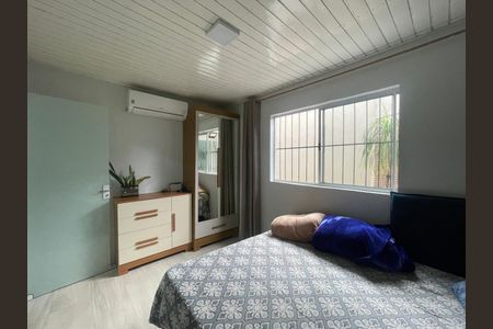 Casa à venda com 120m², 3 quartos e 2 vagas