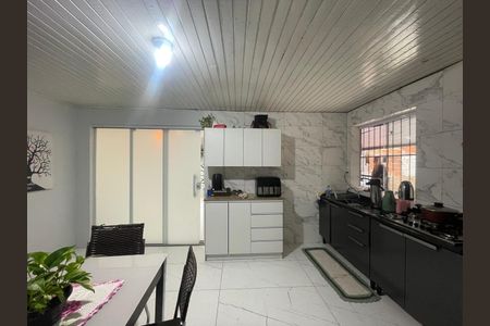 Casa à venda com 120m², 3 quartos e 2 vagas