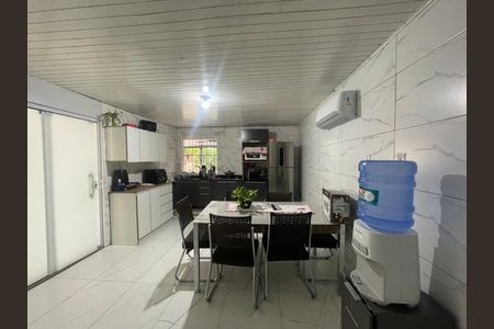 Casa à venda com 120m², 3 quartos e 2 vagas