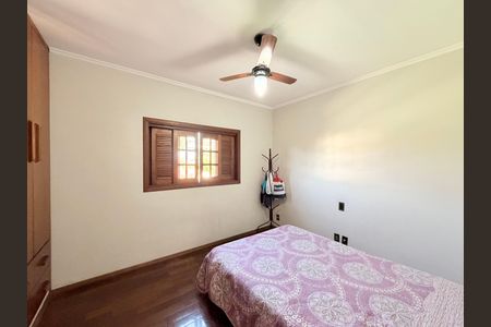 Casa à venda com 250m², 3 quartos e 2 vagasQuarto 2