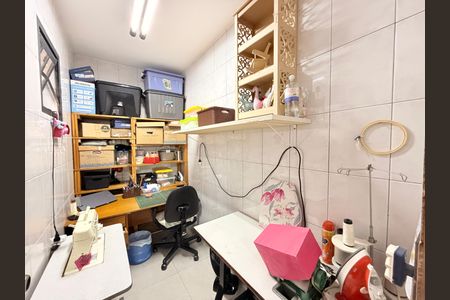 Casa à venda com 250m², 3 quartos e 2 vagasDispensa