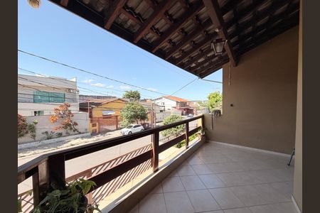 Casa à venda com 250m², 3 quartos e 2 vagasVaranda da Suíte