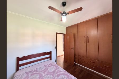 Casa à venda com 250m², 3 quartos e 2 vagasQuarto 2