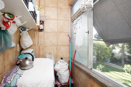 Apartamento à venda com 58m², 2 quartos e sem vagaCozinha + Área de Serviço