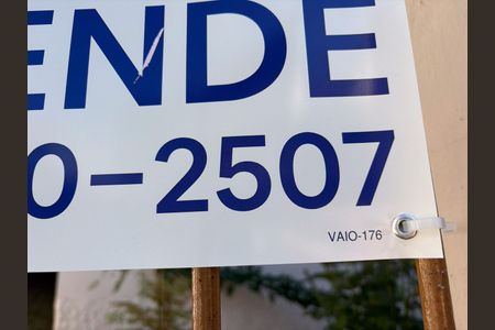 Casa à venda com 125m², 2 quartos e 1 vaga Casa à venda com 125m², 2 quartos e 1 vagaPlaca instalada