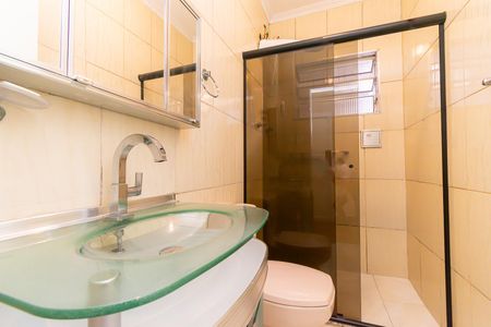 Casa à venda com 125m², 2 quartos e 1 vaga Casa à venda com 125m², 2 quartos e 1 vagaBanheiro