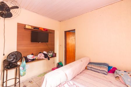 Casa à venda com 164m², 2 quartos e 2 vagas Casa à venda com 164m², 2 quartos e 2 vagasQuarto