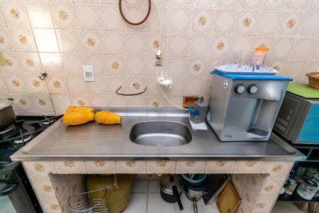 Casa à venda com 729m², 4 quartos e 3 vagas Casa à venda com 729m², 4 quartos e 3 vagasCozinha