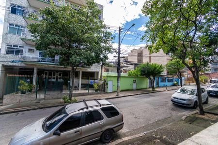 Casa à venda com 729m², 4 quartos e 3 vagas Casa à venda com 729m², 4 quartos e 3 vagasVista da Varanda da frente