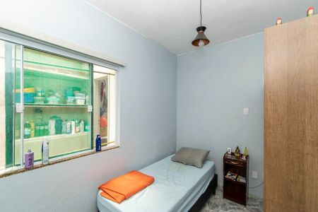 Casa à venda com 729m², 4 quartos e 3 vagas Casa à venda com 729m², 4 quartos e 3 vagasQuarto 1