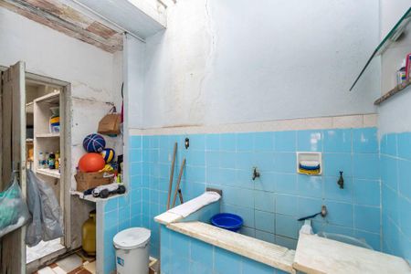 Casa à venda com 729m², 4 quartos e 3 vagas Casa à venda com 729m², 4 quartos e 3 vagasÁrea de serviço 1
