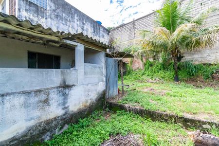 Casa à venda com 729m², 4 quartos e 3 vagas Casa à venda com 729m², 4 quartos e 3 vagasQuintal - Casa 3 extra