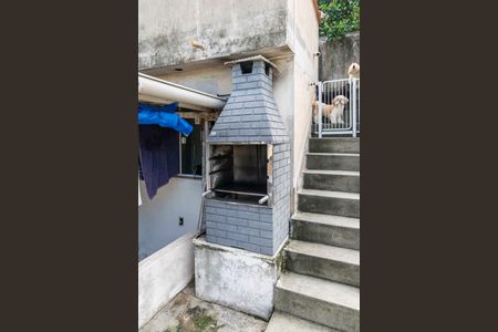 Casa à venda com 729m², 4 quartos e 3 vagas Casa à venda com 729m², 4 quartos e 3 vagasQuintal - Churrasqueira