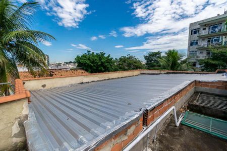 Casa à venda com 729m², 4 quartos e 3 vagas Casa à venda com 729m², 4 quartos e 3 vagasTerraço