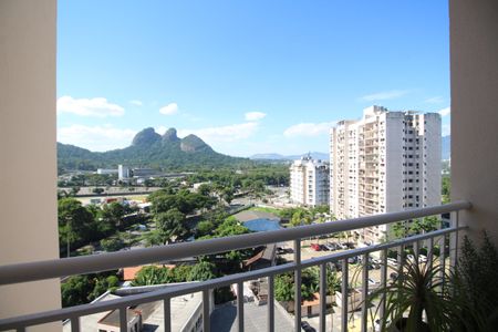 Varanda de apartamento à venda com 2 quartos, 50m² em Jacarepaguá, Rio de Janeiro