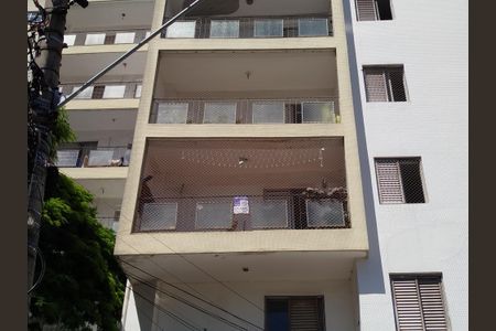 Apartamento à venda com 100m², 3 quartos e 1 vagaFachada+Placa